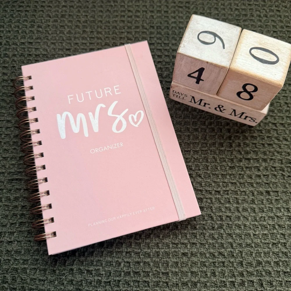 Pink Future Mrs. Organizer